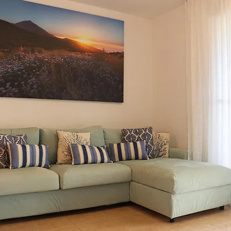 Cozy Oasis Vista Mare